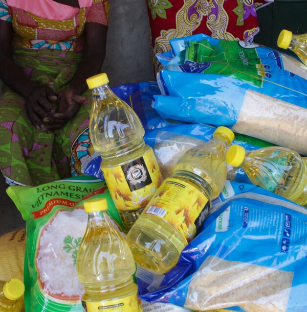 Give Basic Needs Giving Event material - rice, oil and maize
